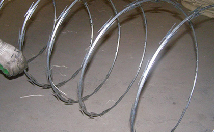 不銹鋼刀片刺繩